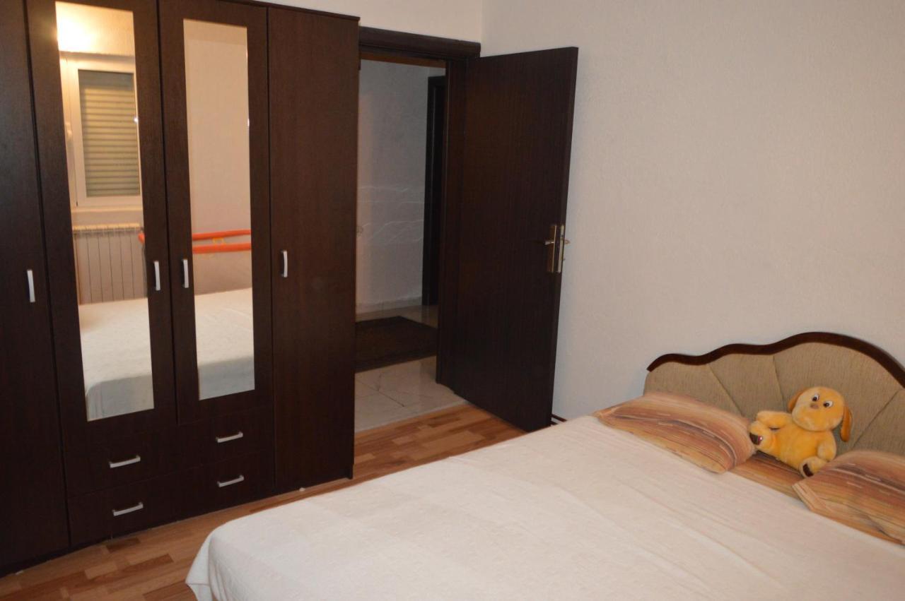 Vujas Village Pleasure Kotor Ngoại thất bức ảnh