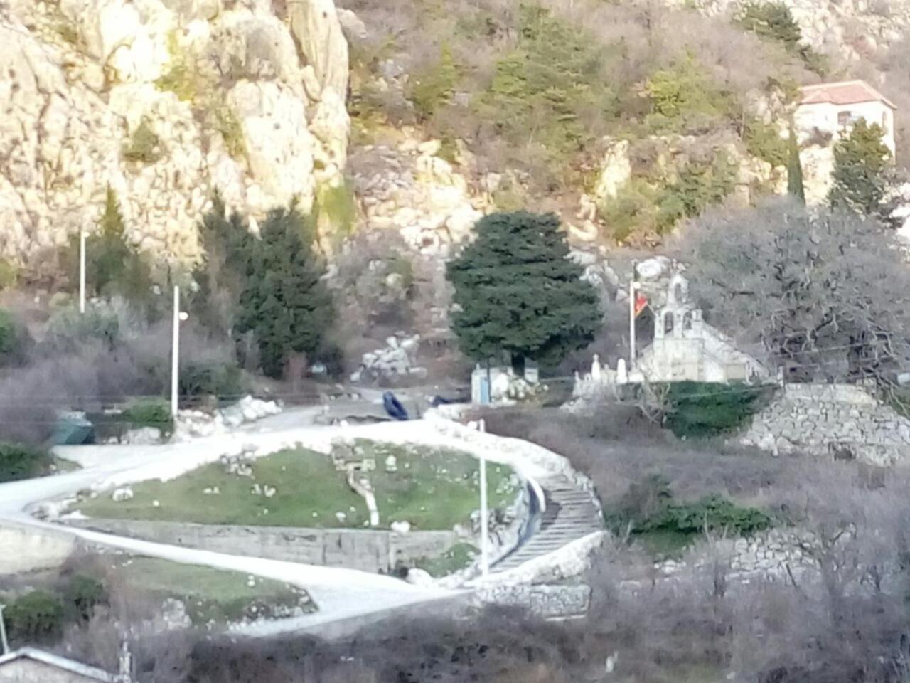 Vujas Village Pleasure Kotor Ngoại thất bức ảnh